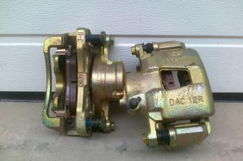 Etrier stg/dr Nubira